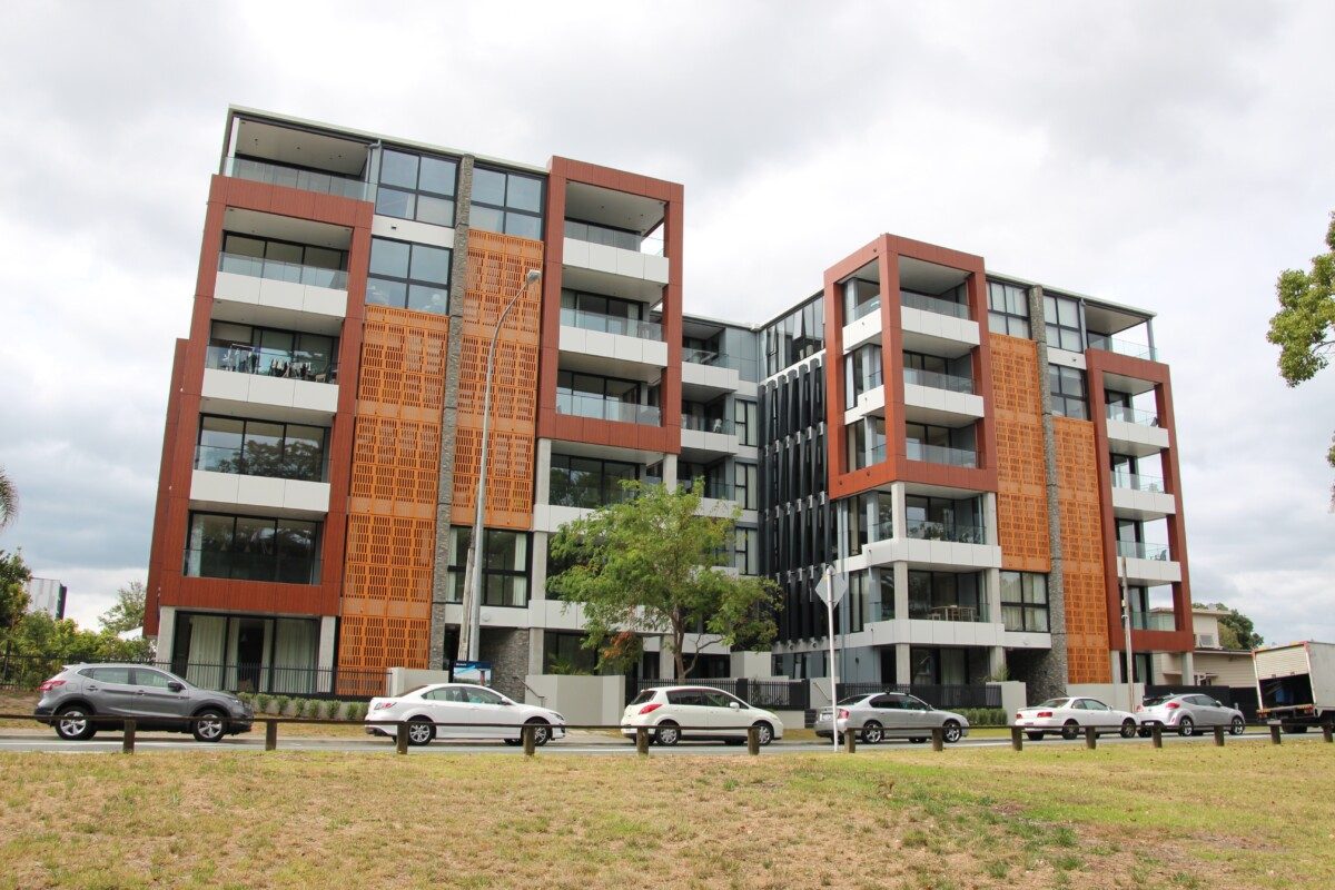 Lakeview Apartments – photo 1